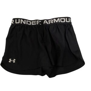 Under Armour Black Athletic Shorts with Breathable Fabric Youth Large